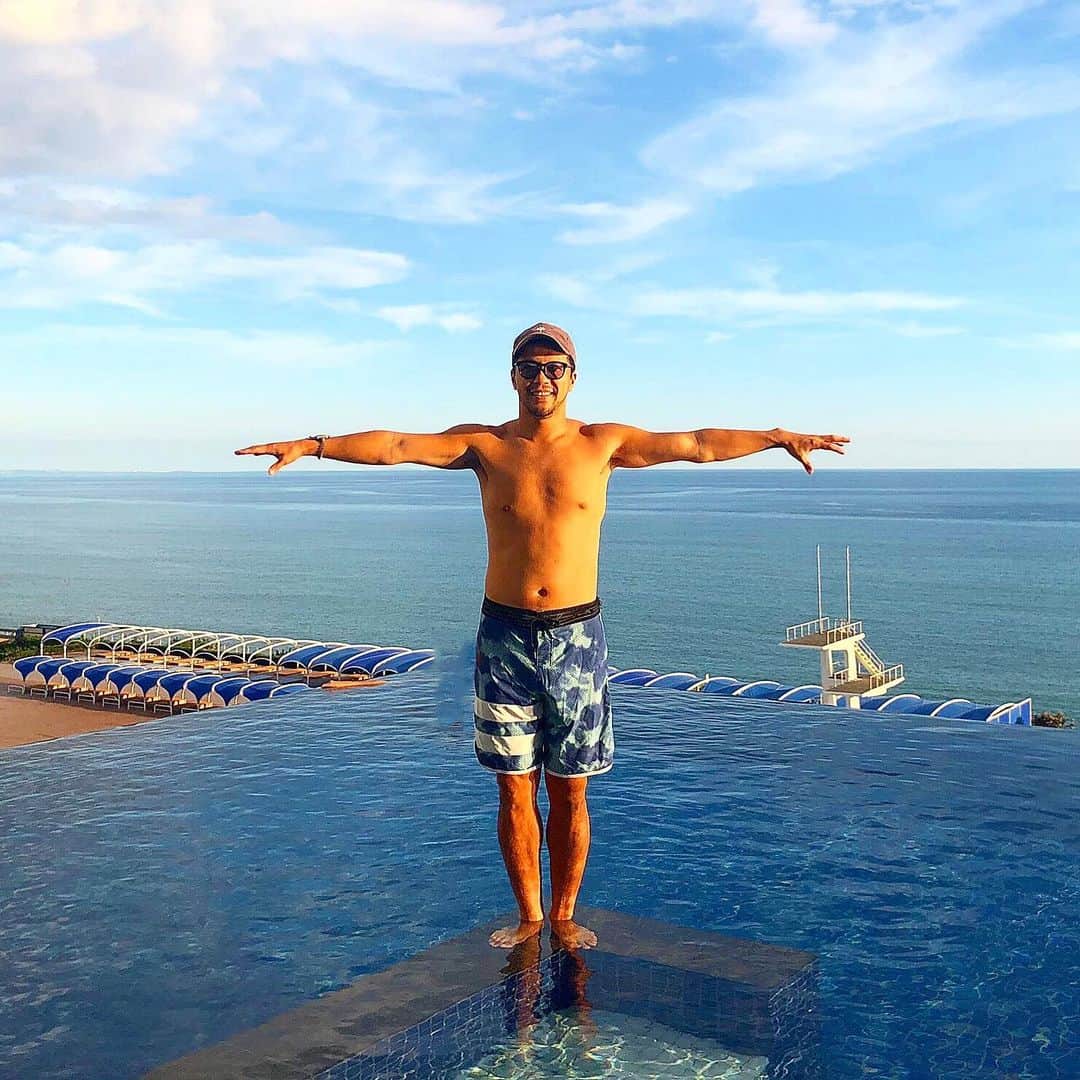 君島良夫のインスタグラム：「Don't be afraid to jump in.  Life is short.」