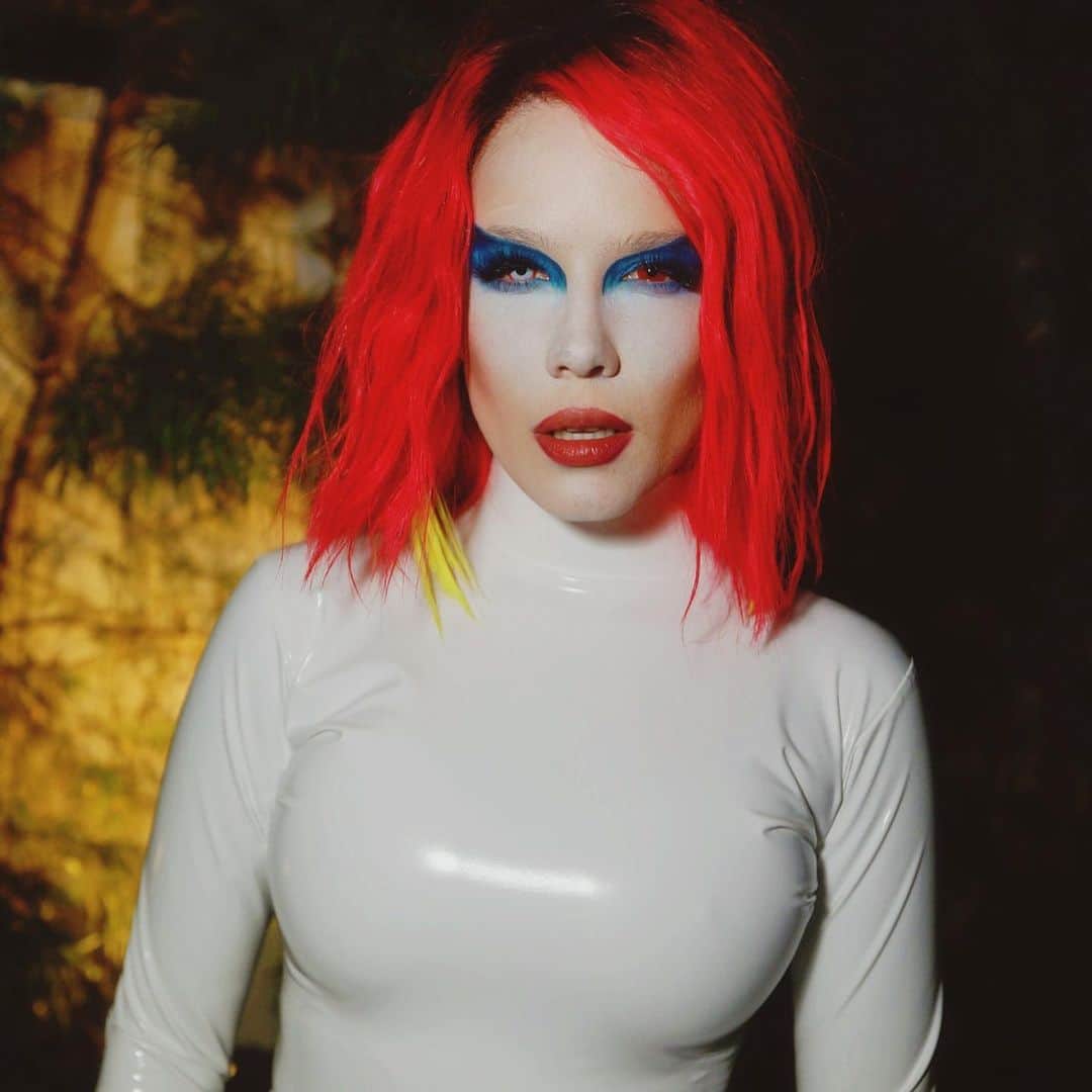 のインスタグラム：「resident goths. @marilynmanson」