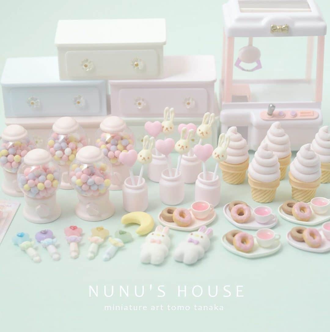Nunu's Houseさんのインスタグラム写真 - (Nunu's HouseInstagram)「🍬 ファンシー雑貨を作っています。 こちらはセットにして #ミニチュアアート展2019 にて 販売予定です。  #ミニチュア #miniature #ゆめかわいい  #ファンシー #ステッキ #田中智 #nunushouse  #kawaii #雑貨」10月26日 16時19分 - nunus_house