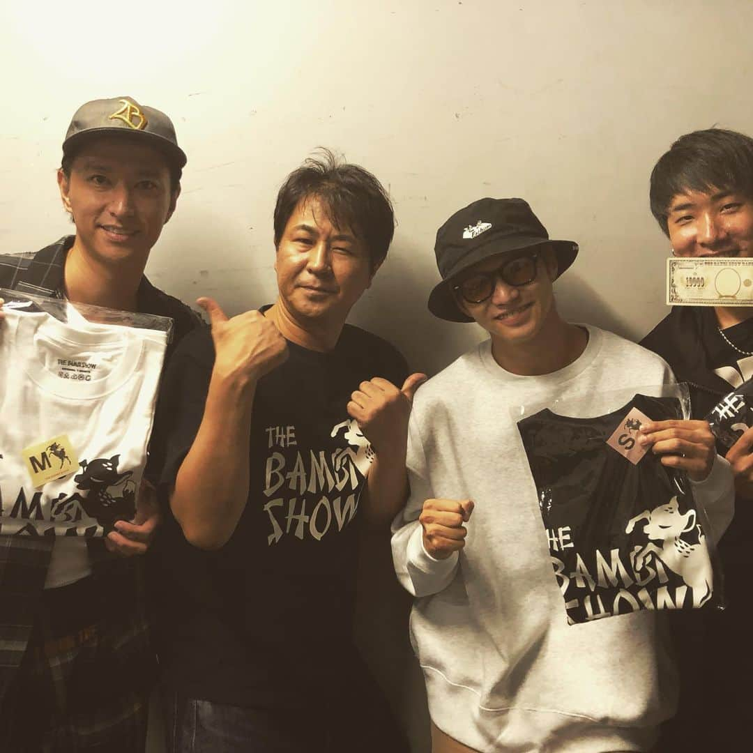 増本 庄一郎のインスタグラム：「2ndに続いて、 THE BAMBI SHOW 3RDも遊びに来てくれた　今や同じ事務所のパイセンでもある佐藤大樹君❗️ 前回より更にグレードアップしてる⤴️‼️と言ってもらえて嬉しいがな‼️ と、秋山真太郎君とランページ陣くんも連れて来てくれた❗️ なんか楽しんでもらえたのが嬉しかった せっかくなので、声のレジェンド中尾隆聖さんも一緒に❗️ #佐藤大樹 #ランページ  #陣 #劇団EXILE #秋山真太郎 #中尾隆聖 #バイキンマン #フリーザ」