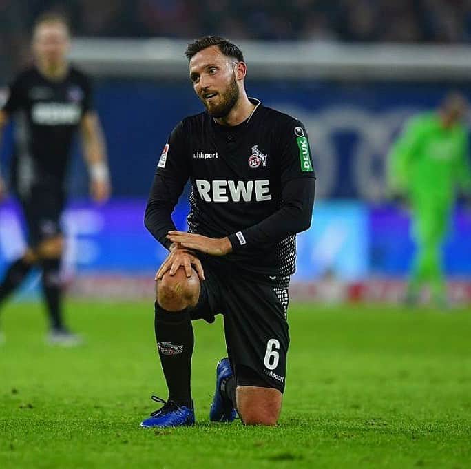 マルコ・ヘーガーのインスタグラム：「#stand 🆙 and #head 🆙 @fckoeln  #together #team #go #on #believe #trust #blessed #positivevibes #mh6 #effzeh #köln #liebedeinestadt」