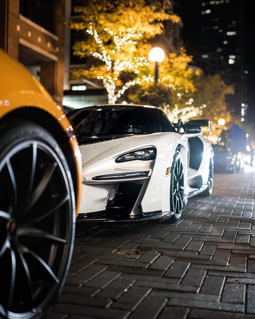 CarsWithoutLimitsさんのインスタグラム写真 - (CarsWithoutLimitsInstagram)「McLaren Senna  Photo @zachbrehl  #carswithoutlimits #mclaren #senna」10月26日 20時52分 - carswithoutlimits