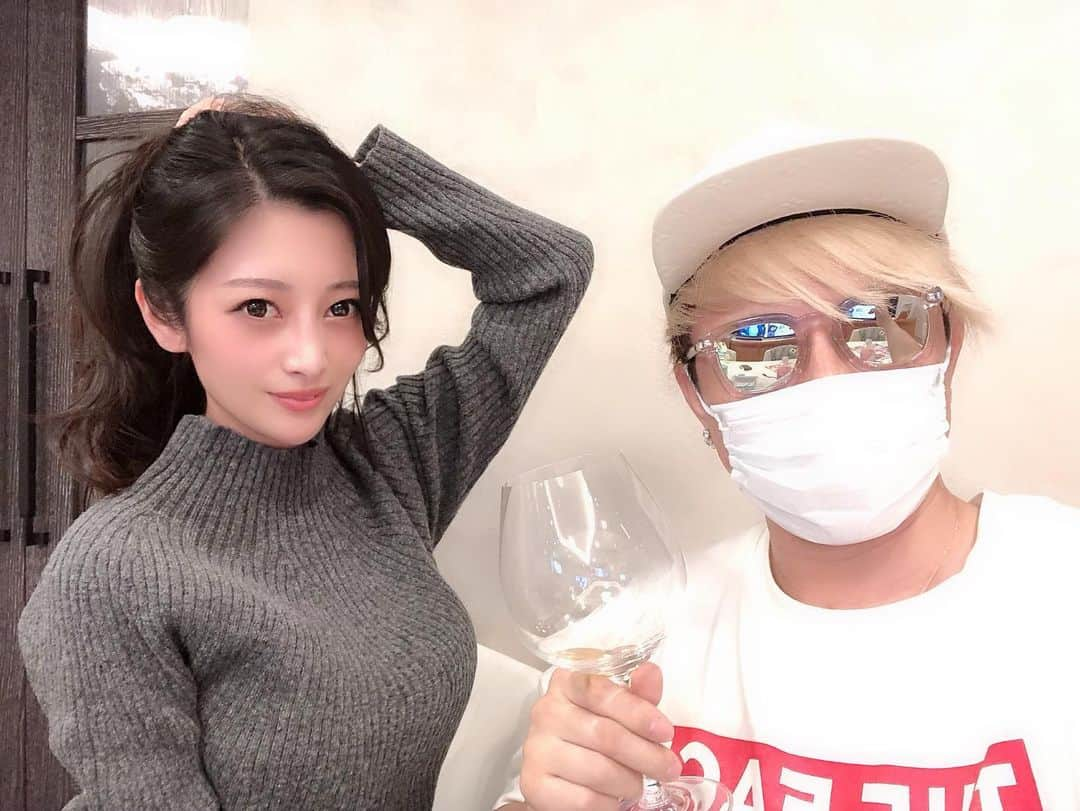 ラファエルさんのインスタグラム写真 - (ラファエルInstagram)「酔っ払い  御近所さんの飲み仲間 インスタ始めたらしいのでチェックしてあげてね。  #りよ　さん #ラファエル #時給日本一youtuber  #日本一自由なyoutuber」10月26日 21時46分 - raphaelangel8183