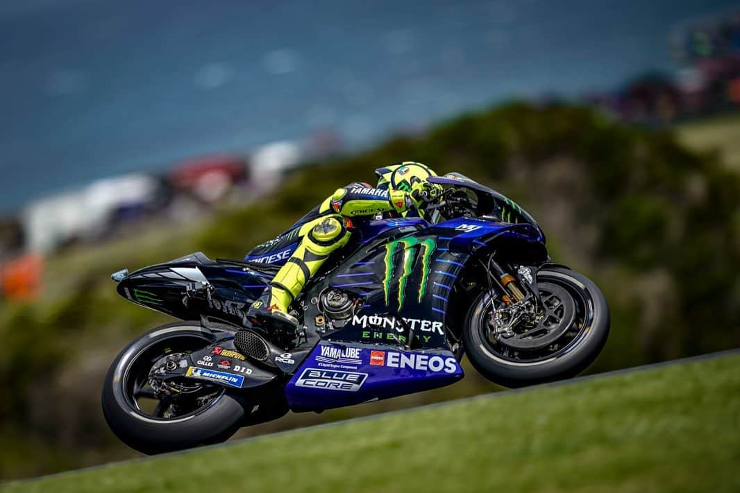 バレンティーノ・ロッシさんのインスタグラム写真 - (バレンティーノ・ロッシInstagram)「Phillip Island Grand Prix Circuit,Australia Saturday,official practice 📸 @falex79」10月26日 22時01分 - valeyellow46