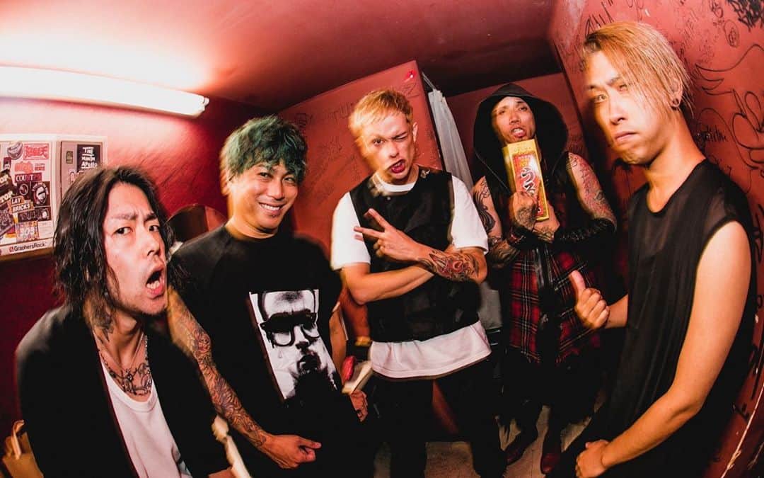 coldrainさんのインスタグラム写真 - (coldrainInstagram)「“THE SIDE EFFECTS ONE MAN TOUR 2019”  OKINAWA DAY1 Photos by @yamada_mphoto  #coldrain  #thesideeffects」10月26日 22時17分 - coldrain_official