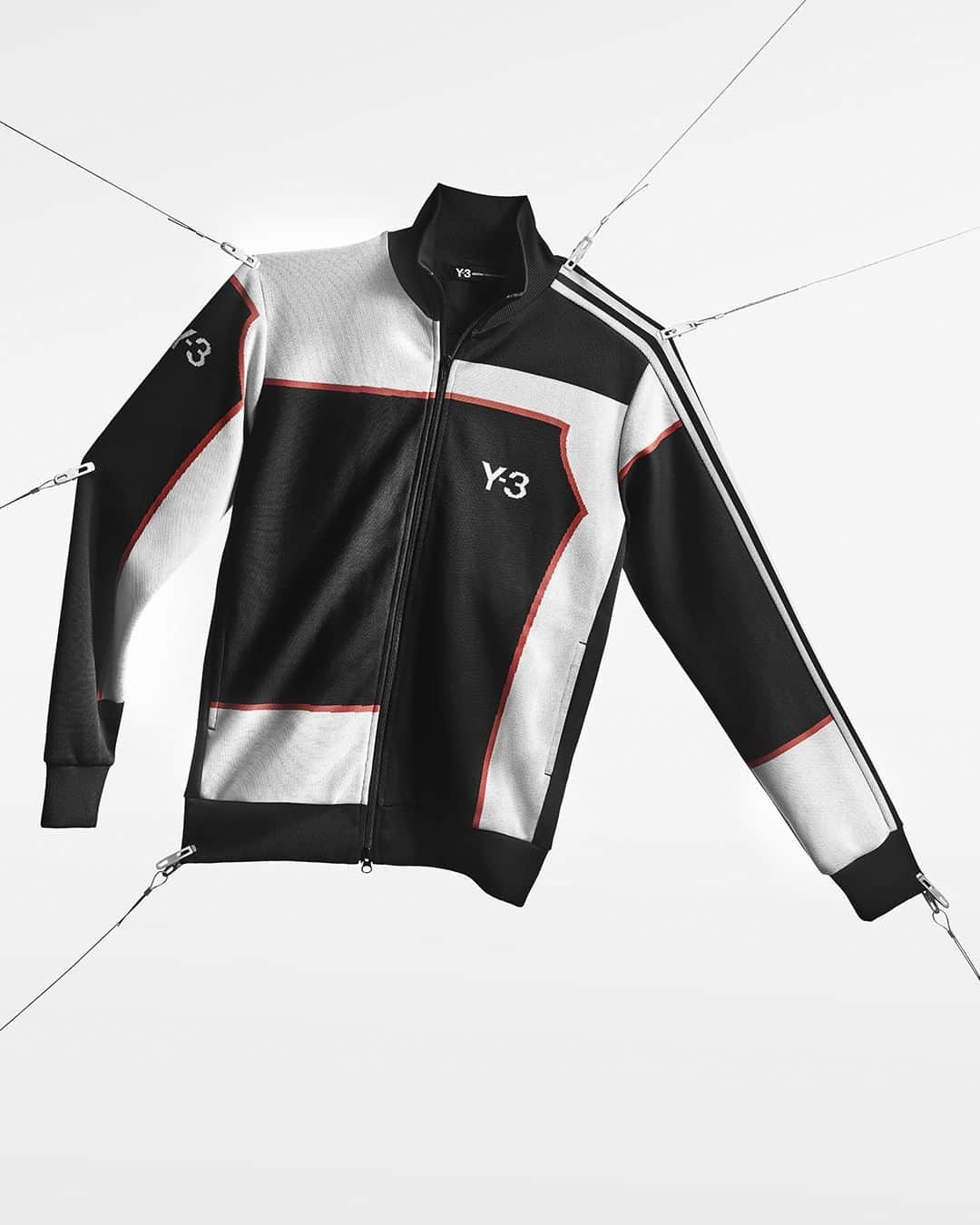 ワイスリーのインスタグラム：「Y-3 Jaquard Track Jacket.  Y-3 Fall Winter 2019. --- #adidas #Y3 #YohjiYamamoto  Discover the collection at Y-3.com」