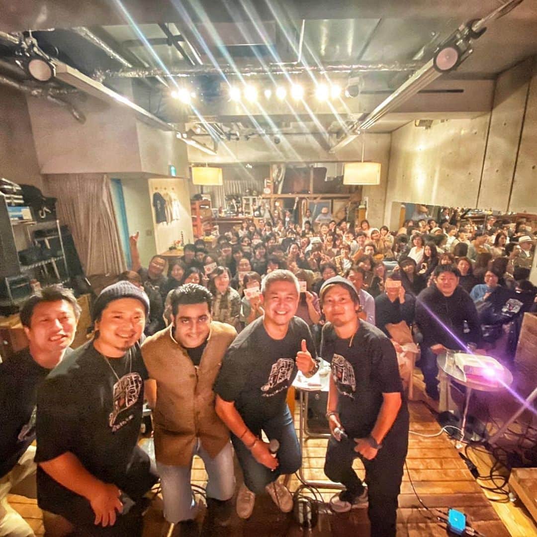 今日ヤバイ奴に会ったのインスタグラム：「福岡ファンミーティング！ ありがとうございました😊 皆様のおかげで大成功でした！！ また来年も来ます🙇‍♂️」