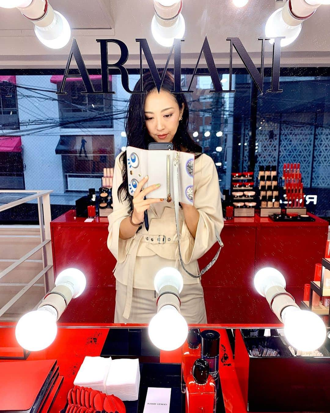 Mai Yamadaさんのインスタグラム写真 - (Mai YamadaInstagram)「ArmaniBeauty KOYO ポップアップストアは明日までですよん💄 新商品を体感できるチャンス🥰 みなさまぜひに💁‍♀️ . . #ArmaniBeauty #ArmaniBeautyKOYO #LipMaestro #popupstore#beauty#makeup#cosmetics#talkshow#event#アルマーニビューティー#リップマエストロ#美容#コスメ#リップ#紅葉#秋 #MC#司会#山田真以 #スマホケース大きめ」10月26日 23時28分 - yamadamai_719