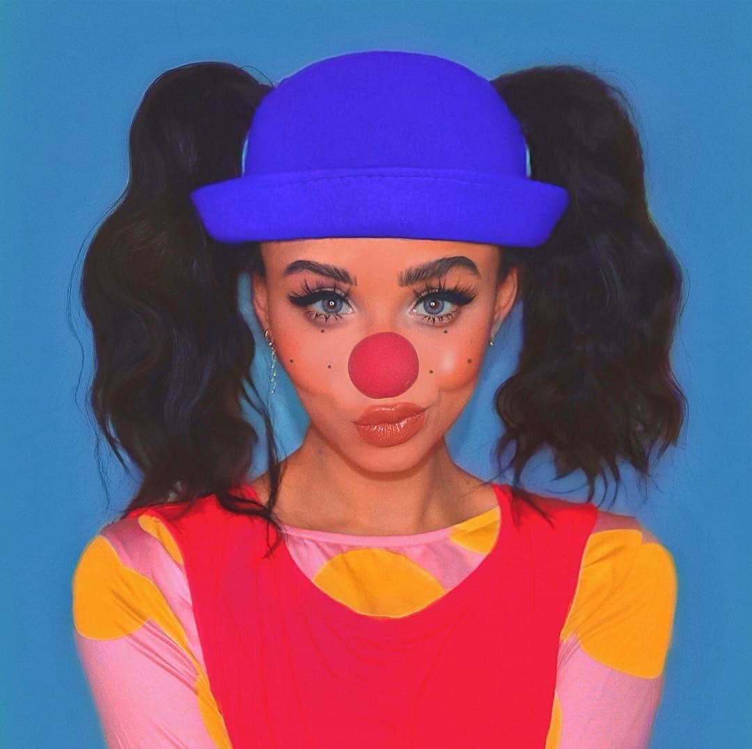 Tarte Cosmeticsさんのインスタグラム写真 - (Tarte CosmeticsInstagram)「Feeling MAJOR nostalgia after peepin' @snitchery's Loonette look using our face tape foundation & shape tape concealer! Can you name what show this look is from?!👇@ultabeauty #crueltyfree #Halloween #Halloweenmakeup #shapetapenation」10月26日 23時31分 - tartecosmetics