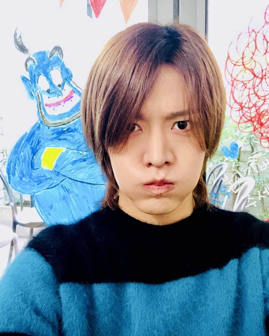 中本悠太（YUTA）のインスタグラム：「여러분 항상 저 생일 축하해줘서 고마워요 !!!!! 여러분에 마음이 항상 저 생일날을 더욱더 특별한 날로 만들어줘요!!! 항상 감사하고 앞으로도 잘부탁해용!! #HAPPYYUTADAY #NCT #NCT127 #YUTA」