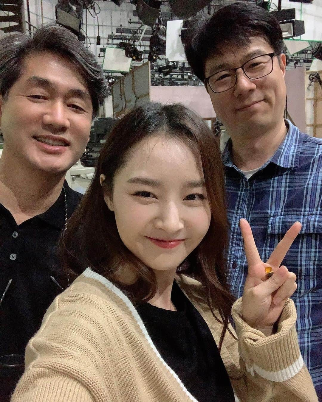 ウヒさんのインスタグラム写真 - (ウヒInstagram)「'여름아 부탁해' 사랑해주신 많은 분들 정말 감사합니다! 진수연으로 함께한 시간,, 너무나도 행복했습니다♡  사랑합니다♡ 감사해요♡ 절대로 잊지 못할 7개월의 시간이었습니다♡」10月27日 0時57分 - woohee91