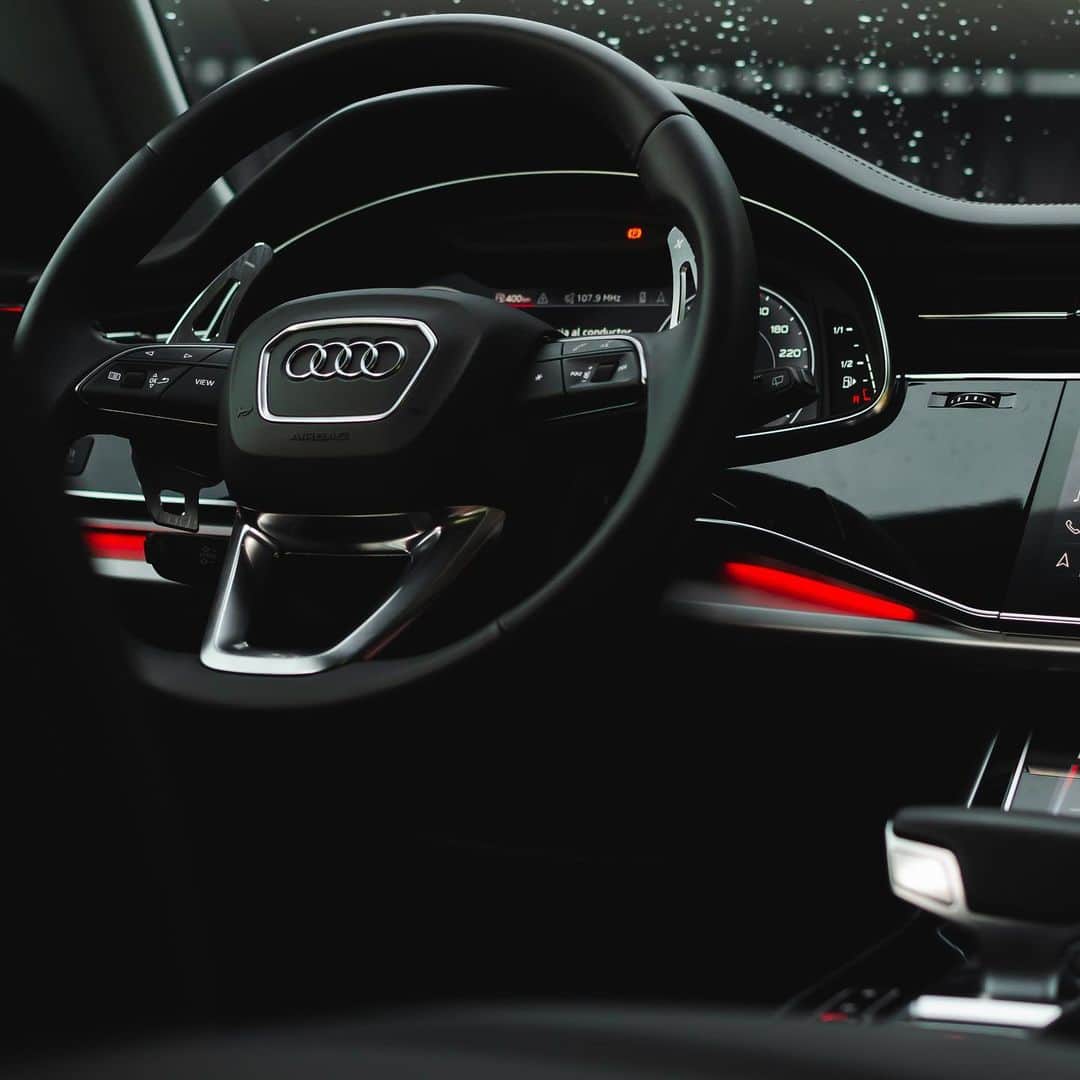 CarsWithoutLimitsさんのインスタグラム写真 - (CarsWithoutLimitsInstagram)「No caption needed Follow: @uniquecar.co • Audi Q8 HRE P111SC & PriorDesign PDQ8XL WideBody ONEofONE #carswithoutlimits #audi #q8 #uniquecarco」10月27日 1時07分 - carswithoutlimits