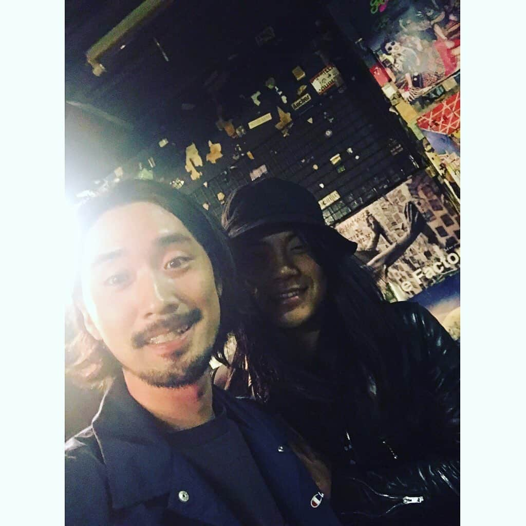 もりもりもとさんのインスタグラム写真 - (もりもりもとInstagram)「夜ダン×ヤバT めちゃくちゃカッコよくて優しいお兄さん達😌🔆 俺もちょねさんみたいなボーカルになりたい😤😤 #ソゴウ会」10月27日 13時51分 - morimoto_yabat