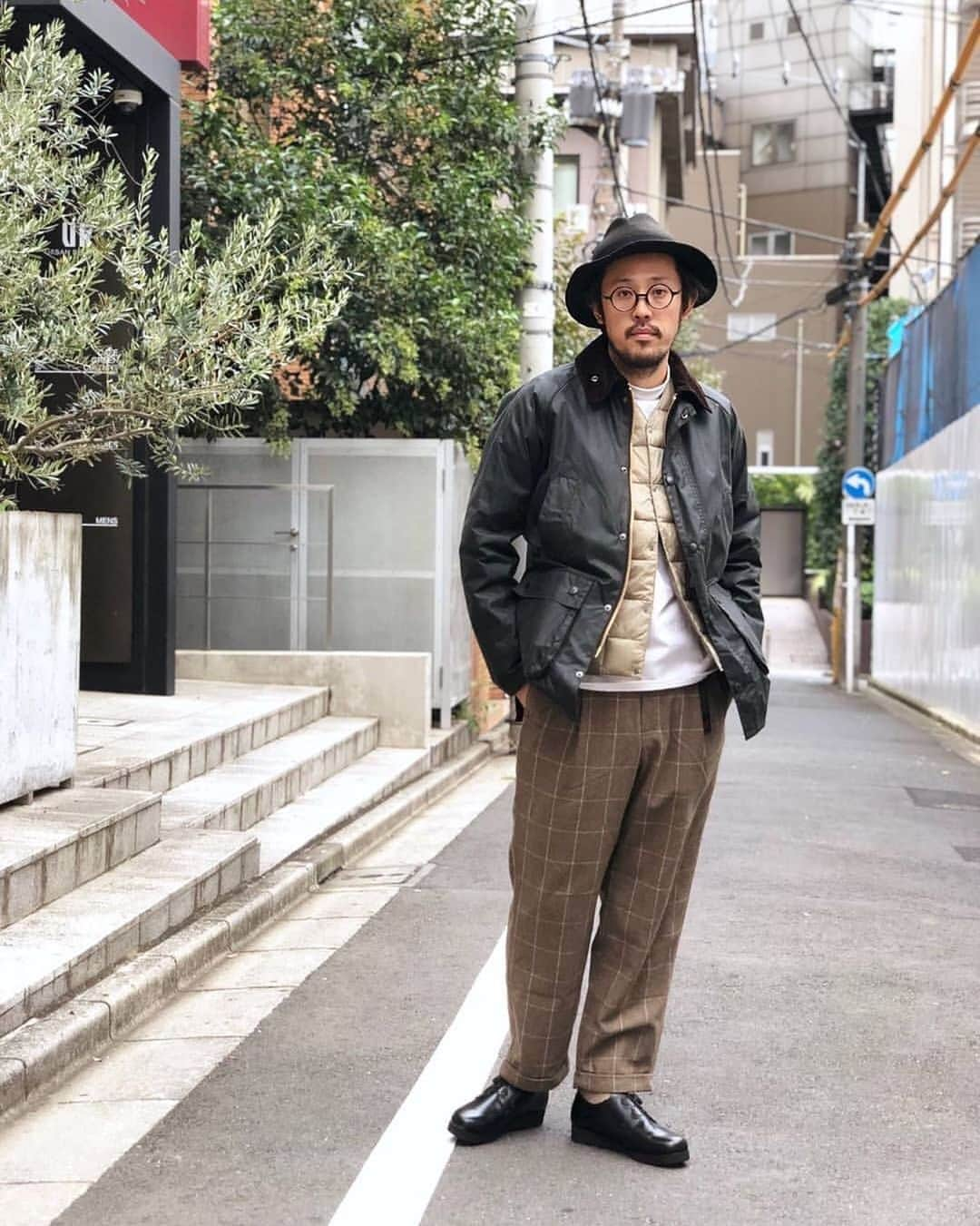 Barbour Japanさんのインスタグラム写真 - (Barbour JapanInstagram)「BEAVER SHIBUYAさんのアカウントより、BEDALE JACKETを使用したコーディネート。 是非投稿に#Barbourwayoflife を付けて、皆様の着こなしをシェアしてください。  #Barbourwayoflife #repost @beaver_shibuya」10月27日 13時34分 - barbourjapan