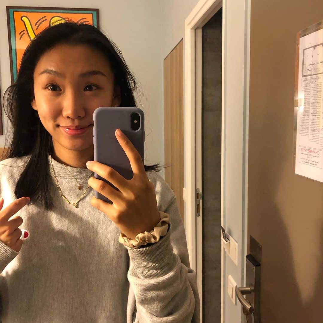 lixibei_iceのインスタグラム：「快乐小李 😊」