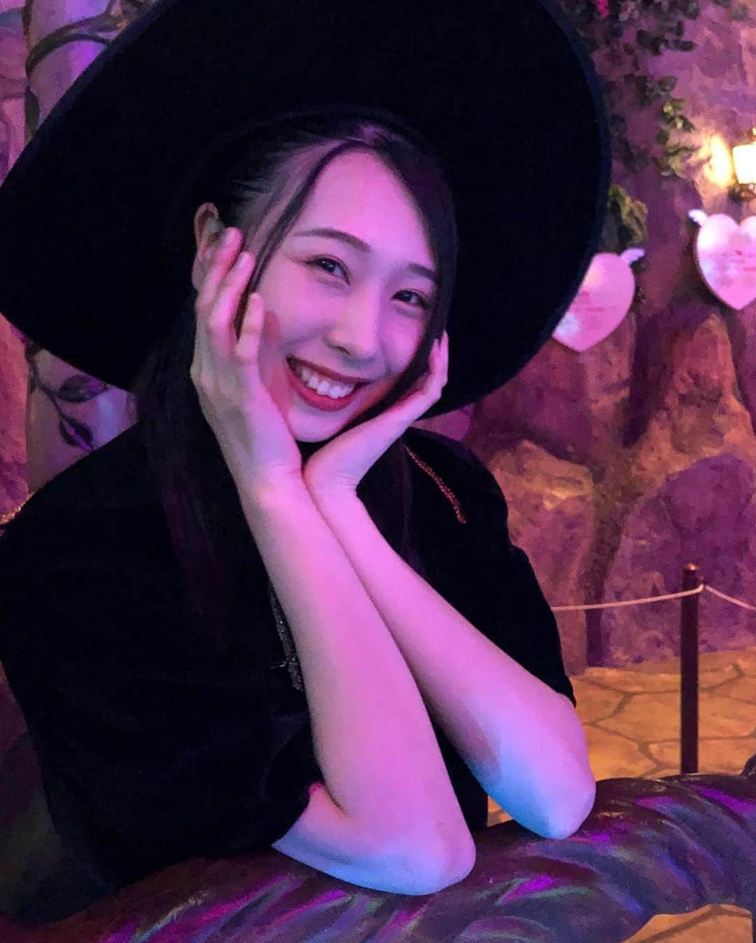 ときさんのインスタグラム写真 - (ときInstagram)「SPOOKY PUMPKIN 2019 でした😉💕 サンリオピューロランドでのライブステージは貴重なもので、とても楽しかったです😊🍀💖🧡🌈 ✨ ・ これからエルムに向かいます🙌 私たちがどんな仮装をするかも楽しみにしてほしいけど、みなさんの仮想も楽しみです🥰 ・ HAPPY HALLOWEEN＆Trick or Treat🍭🍬🍫👻🎃 #halloween #ハロウィン #ハロウィンイベント #spookypumpkin #サンリオピューロランド #サンリオ #東京 #tokyo #多摩 #ringomusume #りんご娘」10月27日 6時29分 - toki_ringomusume