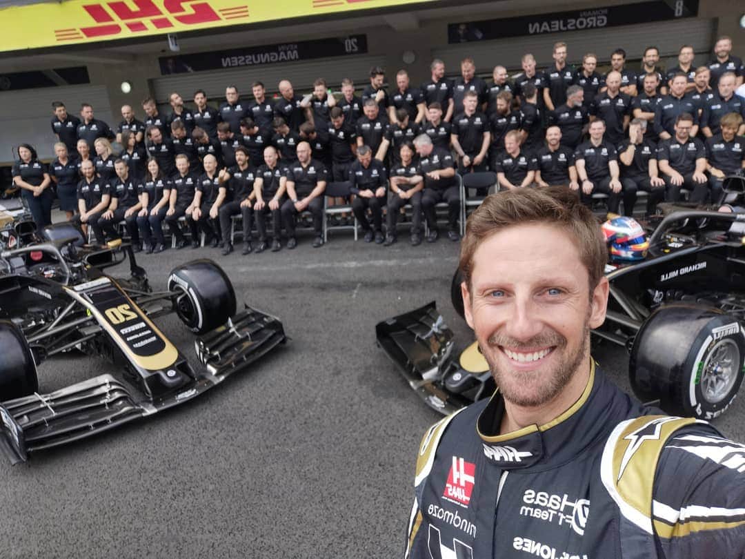 ロマン・グロージャンのインスタグラム：「Ups, downs, good races, bad races, doesn't matter, this team is amazing and I can only consider myself lucky to be part of it 🙏👌💯 @haasf1team」