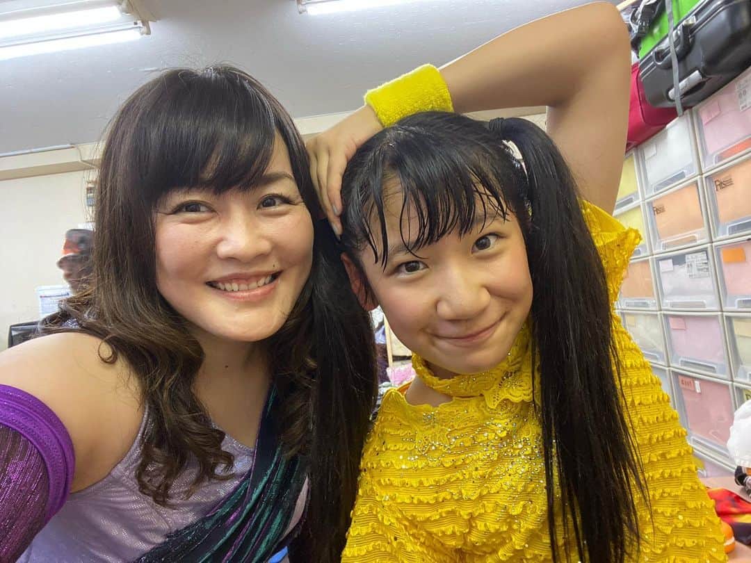 さくらえみのインスタグラム：「Her Name is RinRin. She’s 15 years old and a 3rd year in Junior High School. Her body is small but her Ambitions are big. She was attending two different pro wrestling classes, one from Gatoh Move and another from Heat-Up pro wrestling. She debut in Gatoh Move but on 31 October she’ll be facing her other Sensei from Heat-up, Tamura san. It’ll be the statement that they have not parted ways from each other. She’ll meet a lot of Pro Wrestlers from now on and Keep walking on her own path of Pro wrestling Life.  #民謡ガールズ #gatohmove #gtmv #民謡ガールズゆとり #さくらえみ #emisakura」