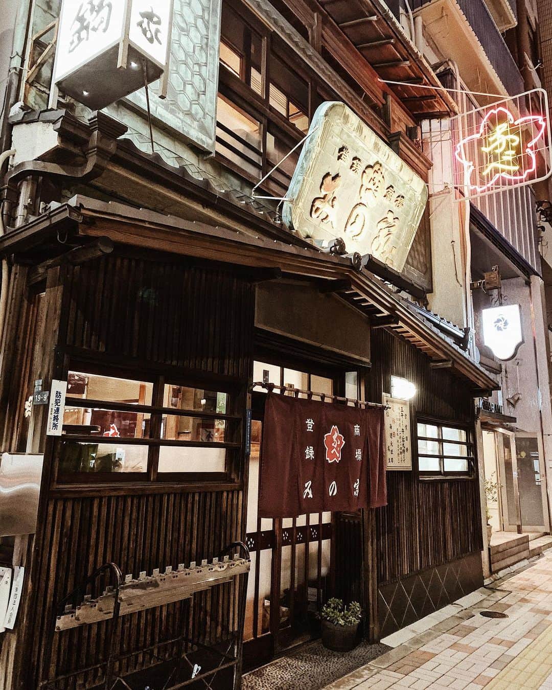 日下裕江のグルメインスタ