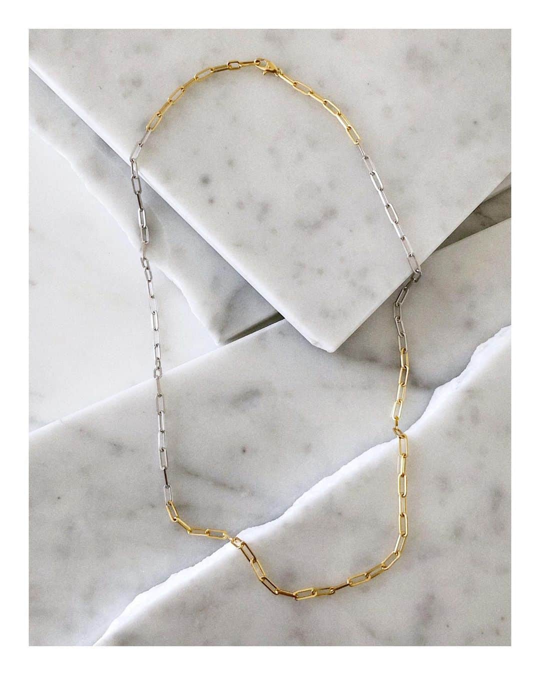 アーカーさんのインスタグラム写真 - (アーカーInstagram)「Long Link Chain Combination Necklace in 18 Karat Yellow & White Gold.  #530park #fivethirtypark #ファイブサーティーパーク #unisexjewelry #mensfashion #mensstyle #fashion  #メンズジュエリー #ユニセックス」10月27日 8時50分 - fivethirtypark
