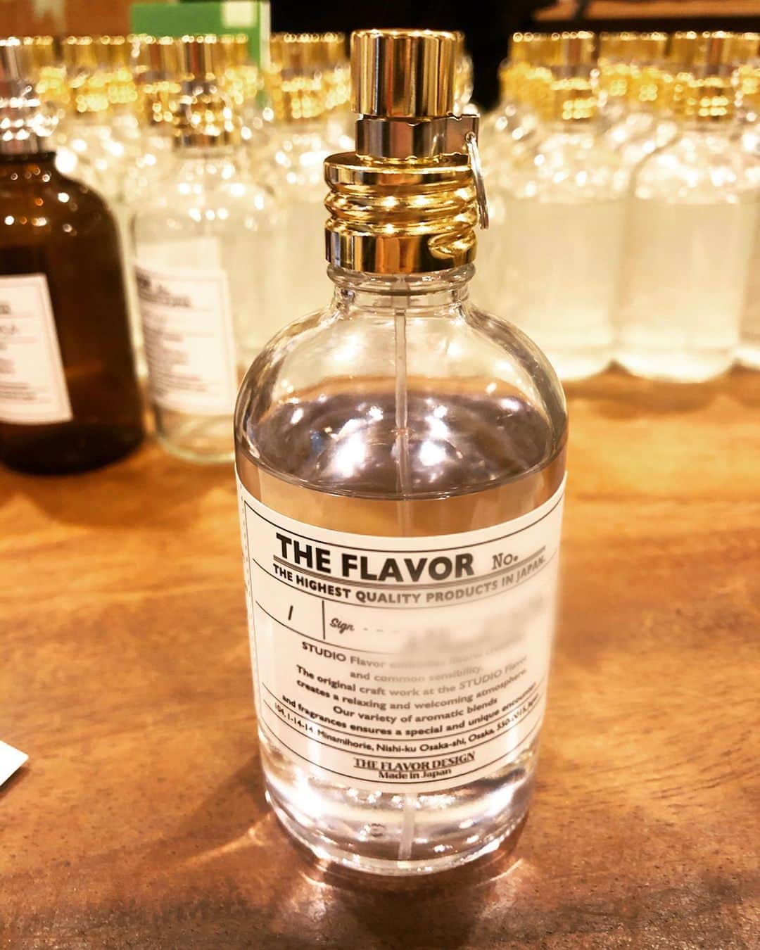 のインスタグラム：「世界にひとつだけ。やっといけたㅜㅜ 私の　#香水　♡ #theflavordesign #perfume  #orginalperfume」