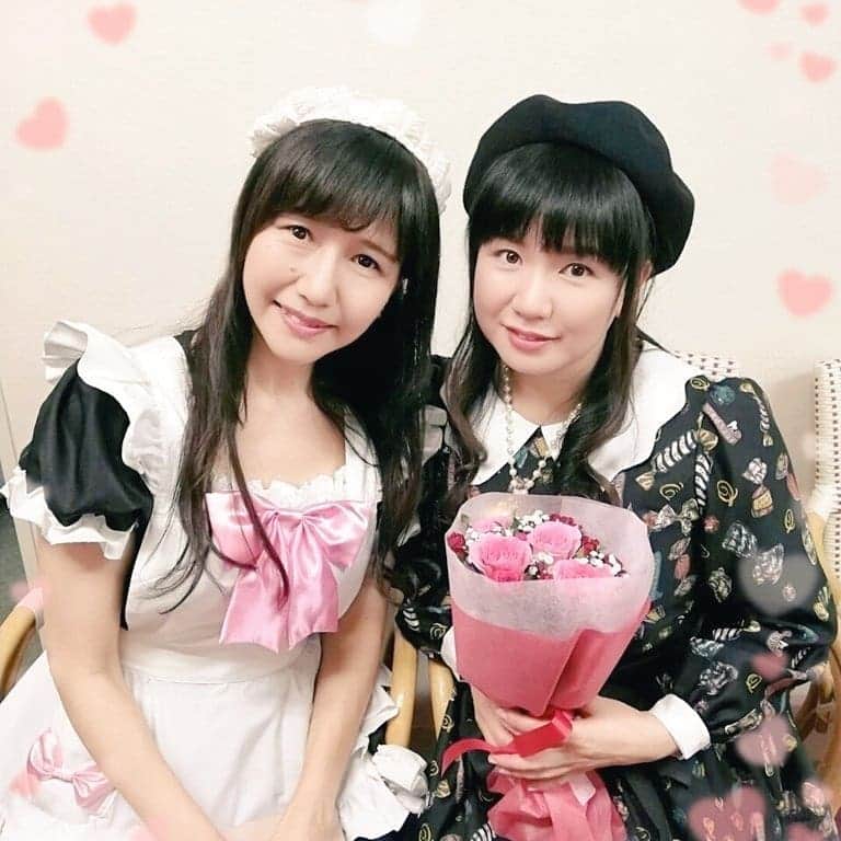 のインスタグラム：「2019.10.20 #みんなと記念撮影♪ #17メイドカフェアネモネ #メイドカフェだよさくら組 #オフィスアネモネ #イベント #セブンティーンズメイドカフェ #品川プリンスホテルクラブeX #井上喜久子　さん #田中理恵　ちゃん #ふしだりほ　ちゃん #藤川茜　ちゃん #井上ほの花　ちゃん #植田ひかる　ちゃん #石川千夏　ちゃん #白羽みな　ちゃん #高岡千紘　ちゃん #中野亜美　ちゃん #声優 #野川さくら #さくにゃん #野川さくらのチョコレートたいむ第32回目」