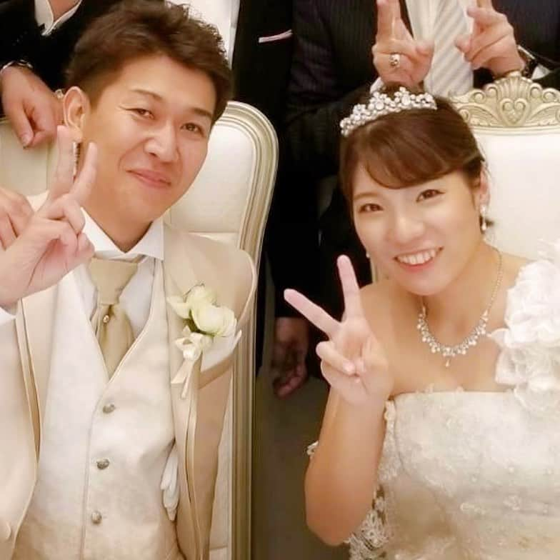 山川恵里佳さんのインスタグラム写真 - (山川恵里佳Instagram)「: : マネージャーさんのお友達の結婚式💒 : 司会をやらせていただきました✨ : happyな空気に包まれた❤︎末永くお幸せに💑 : : #結婚式#披露宴#司会者#新郎新婦#幸せな時間#家族#夫婦#wedding#weddingdress#marriage#happywedding💍」10月27日 10時16分 - erika_3_official