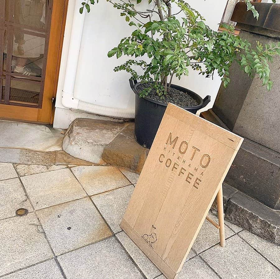 ローリエプレス編集部さんのインスタグラム写真 - (ローリエプレス編集部Instagram)「美味しいコーヒーと、ティラミスや固めプリンが人気の#motocoffee ♡﻿ ﻿ 大阪の街並みが一望できる大きな窓の席やテラスもフォトジェニックでかわいい♡﻿ ﻿ ✔︎ @motocoffee_osaka﻿ 大阪府大阪市中央区北浜2-1-1﻿ ﻿ ﻿ ﻿ Thank you♡﻿ @m1a2y3u1 ﻿ @kanda_nami ﻿ @s_____haru ﻿ @haruchan6x6 ﻿ ﻿ #laurierpress_大阪カフェ﻿ ﻿ ﻿ ﻿ ﻿ ﻿ ﻿ ﻿ ﻿ #ローリエプレス #大阪カフェ #スイーツ﻿」10月27日 10時33分 - laurier_press