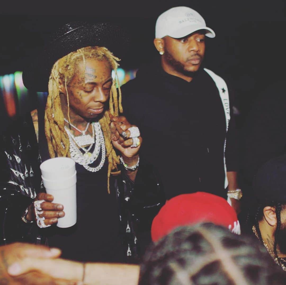 マック・メインのインスタグラム：「LIV on Friday was a 🎥...... #MULA」