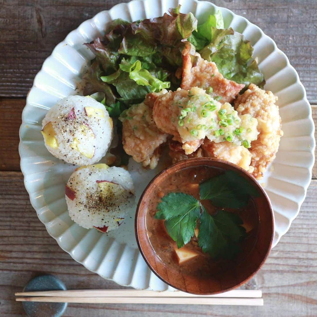 ayumiさんのインスタグラム写真 - (ayumiInstagram)「gm🌞🌞🌞 旬のものは旬が1番美味しい～😊🍽 さつまいもご飯🥳🍠 #ukiuki#ayupichikitchen#さつまいも #料理教室#代官山料理教室#東京料理教室」10月27日 11時04分 - ayupichikitchen