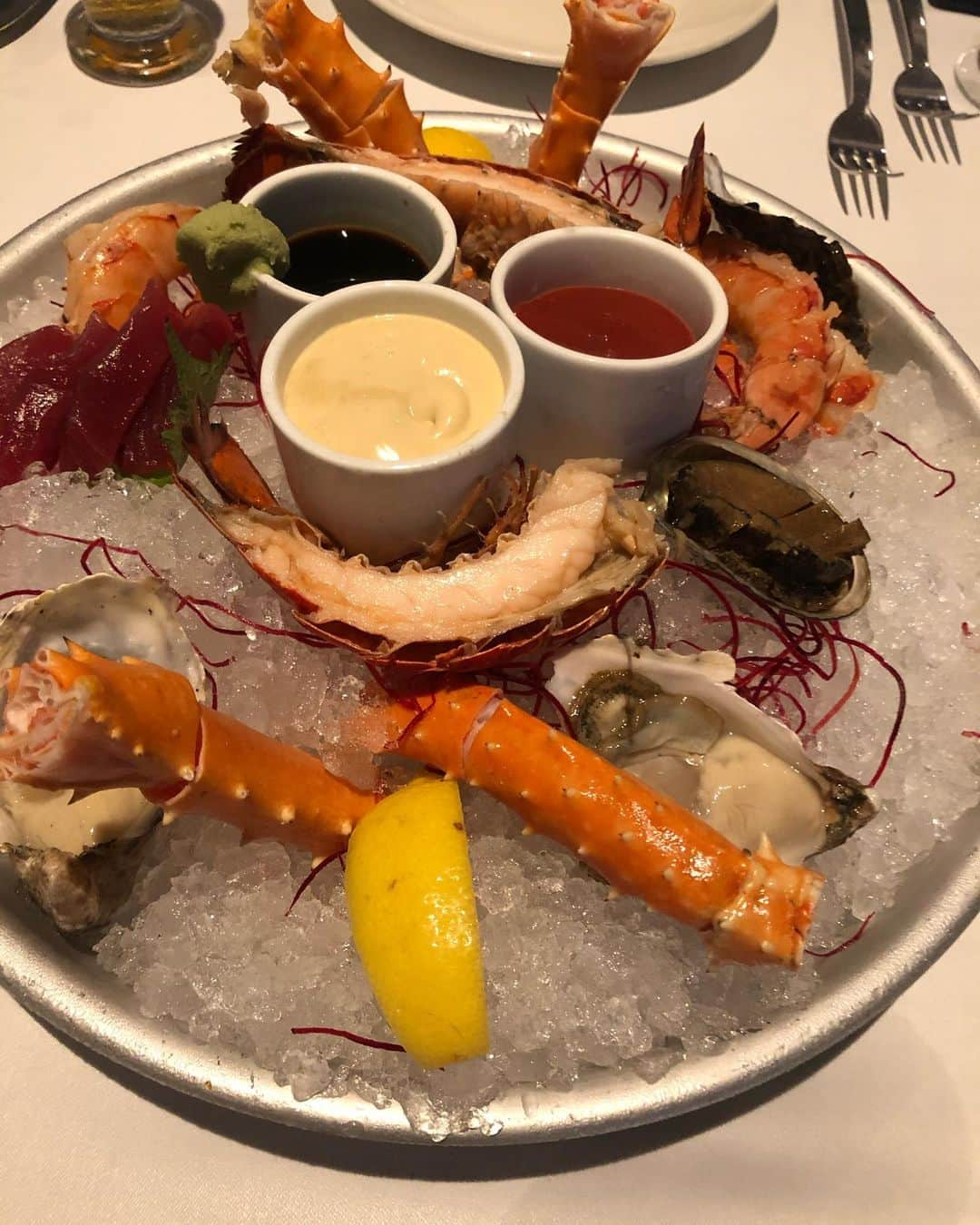 山本高広さんのインスタグラム写真 - (山本高広Instagram)「#🍖🍖🍖 #🥩🥩🥩 #🦐🦐🦐 #🦀🦀🦀 #ランチ #ディナー」10月27日 11時23分 - _yamamoto_takahiro_