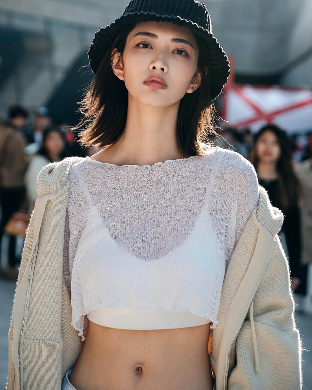 가로수길 , Seoulさんのインスタグラム写真 - (가로수길 , SeoulInstagram)「SFW Street Fashion Style Thx @_ihua_ 🔥🔥 카리스마 넘치는 모델 이화」10月27日 11時35分 - jaylim1