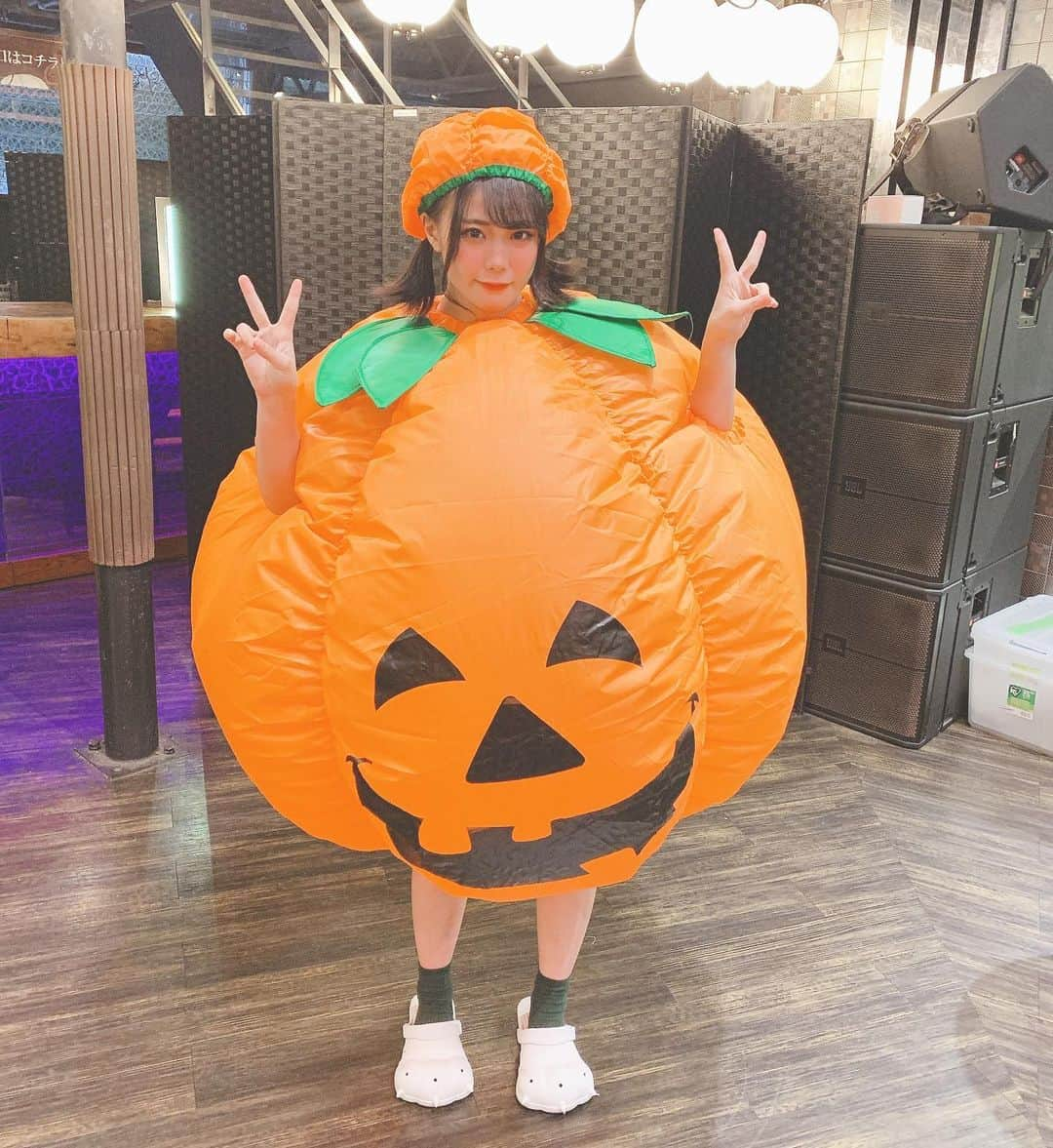 川村虹花さんのインスタグラム写真 - (川村虹花Instagram)「ハッピーハロウィン🎃🎃🎃 #ハロウィンコスプレ #ハロウィンかぼちゃ #面白すぎ」10月27日 23時11分 - nanaka_kawamura