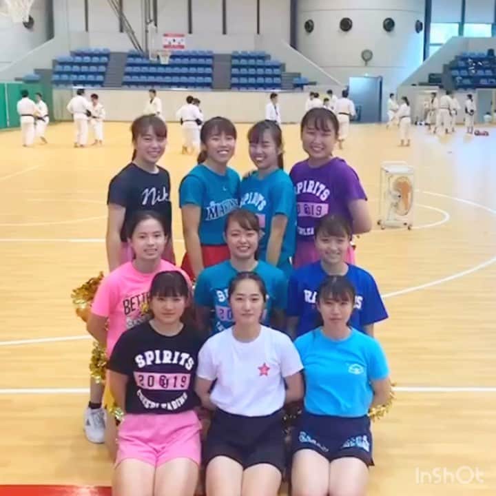 中央大学応援団チアリーディング部SPIRITSのインスタグラム：「こんばんは🌝 11月1日から4日まで白門祭が開催されます🥳✨✨ なので本日から白門祭までカウントダウン投稿を行います❤️ ・ ・ 本日はフレッシュで可愛い１年生です😍 白門祭まであと５日！！ ・ ・ 🎀前夜祭🎀 10/31(木) 14:52〜@中ステ 🎈白門祭🎈 11/1(金) 13:00〜13:30@セントラルプラザ(ヒルトップと図書館の間の広場) 11/2(土) 14:30〜15:00@中ステ 11/3(日) 13:30〜14:30@第二ステージ ・ ・ 部員一同お待ちしております🙇‍♂️❤️ ・ #中央大学 #CHUO #chuouniversity  #チアリーディング #チア #cheer #cheerleading #中央大学応援団 #SPIRITS #応援団 #白門祭」