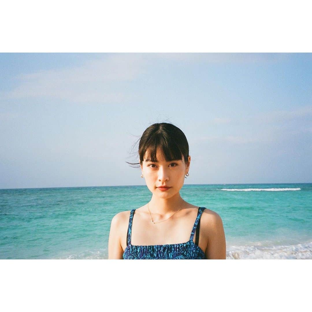 横田ひかるさんのインスタグラム写真 - (横田ひかるInstagram)「島で買ったワンピース こんがり日焼けガール、🦋 #hikarufilms  #波照間島」10月27日 21時47分 - _rncn950805