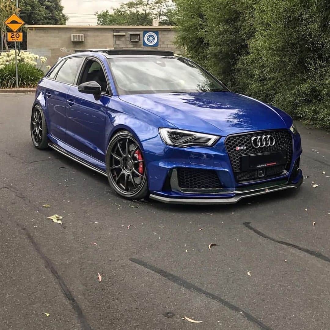 CarsWithoutLimitsさんのインスタグラム写真 - (CarsWithoutLimitsInstagram)「Sepangblue RS3 Via @joshtrippingwords  #carswithoutlimits #audi #rs3」10月27日 22時07分 - carswithoutlimits