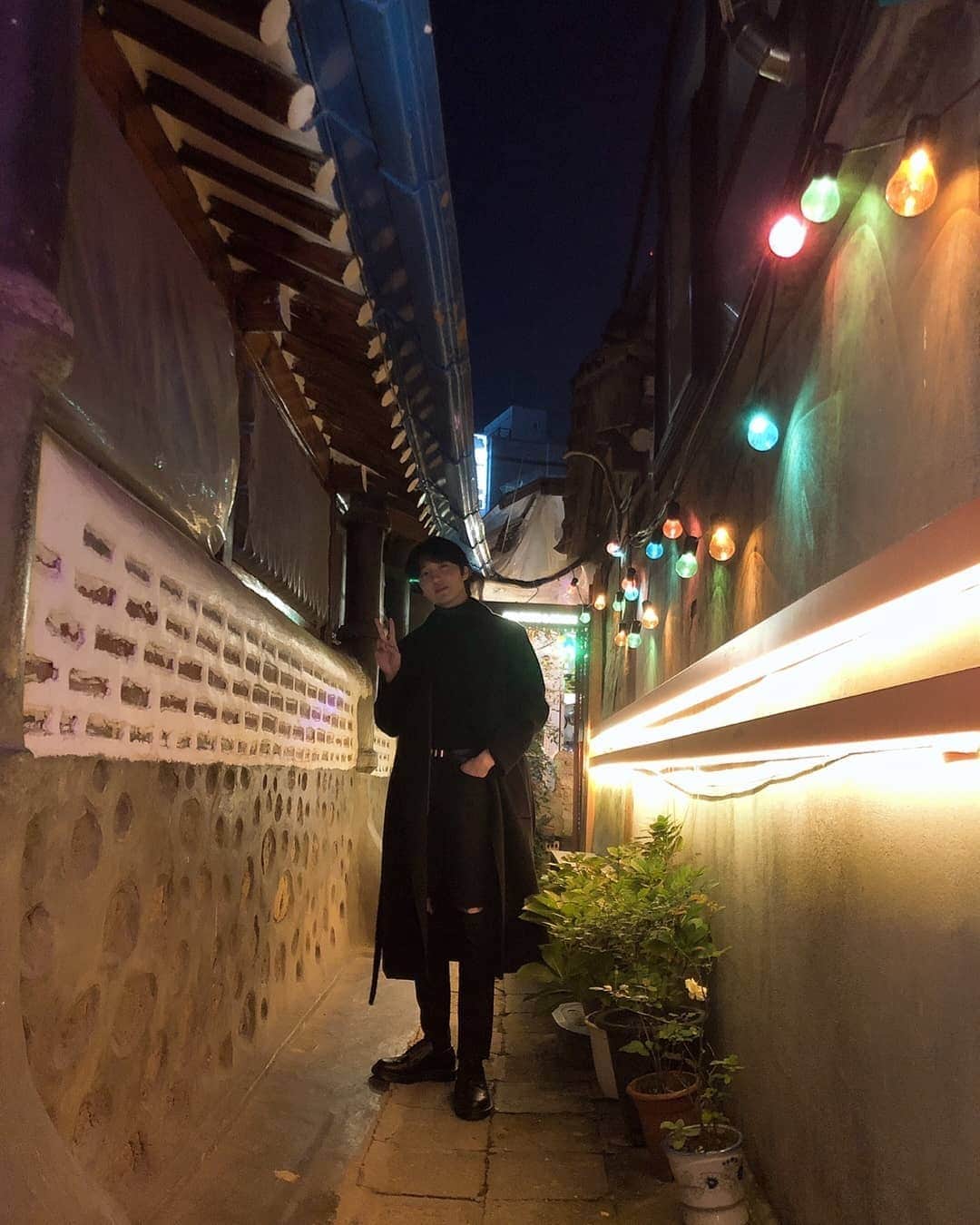カン・チャニ（SF9）さんのインスタグラム写真 - (カン・チャニ（SF9）Instagram)「나들이~.~」10月27日 22時14分 - c_chani_i