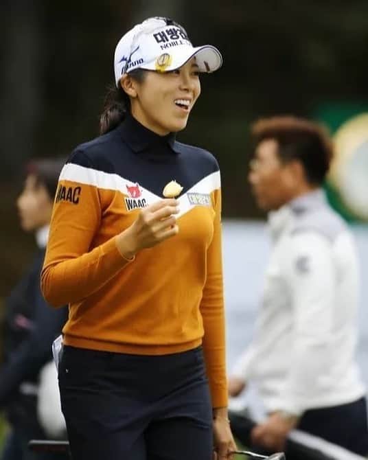 ハー・ミジョンのインスタグラム：「1년만에 한국에서 시합했는데 너무 재밌었습니다😆 응원해주신 모든 분들께 진심으로 감사드려요!! 한달뒤에 경주에서 뵐께요😁 #부산 #bmwlpgachampionship」