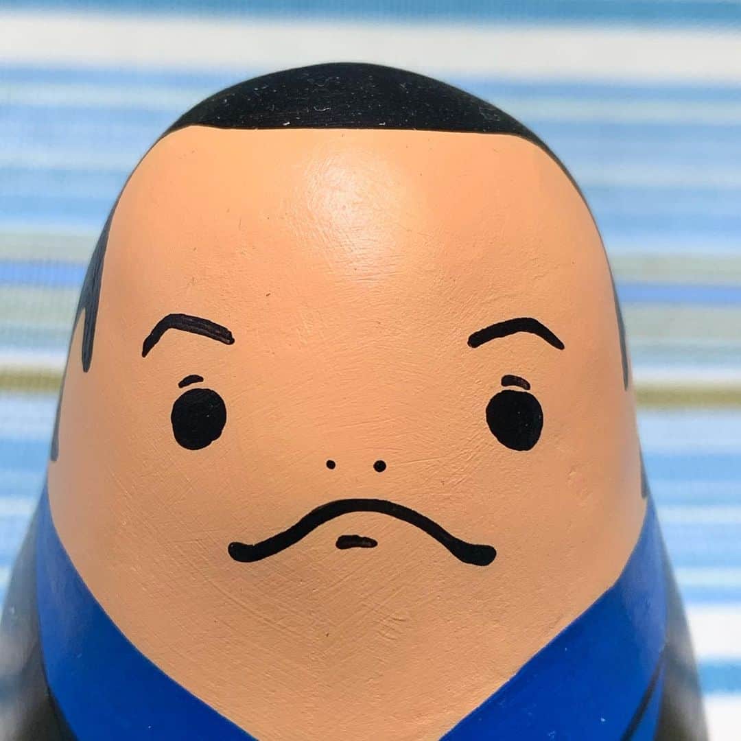 伊集院光のインスタグラム：「旅先で見かけた小法師。あいつに似てたので買っちゃった。」