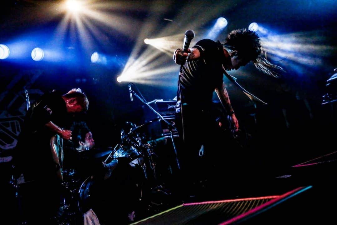 MAH さんのインスタグラム写真 - (MAH Instagram)「NAMBA69 “CHANGES” TOUR at Nagoya Club QUATTRO.  Photo @kouhey0622 / 半田安政 (1)」10月27日 15時08分 - mahfromsim