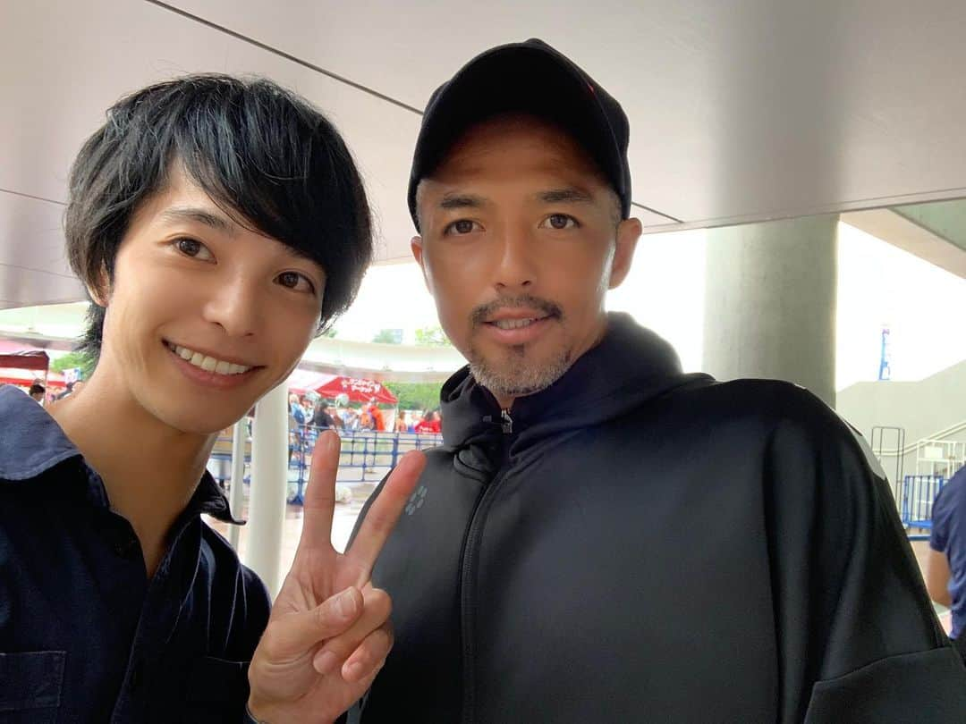 森光のインスタグラム：「小野伸二選手！FC琉球に移籍してきて未だに現役！15年間サッカー部だった自分にとって憧れの選手です！これからの活躍も期待しています✨⚽️🌏. #小野伸二 #小野伸二選手 #fc琉球 #jリーグ #jリーグドクター」