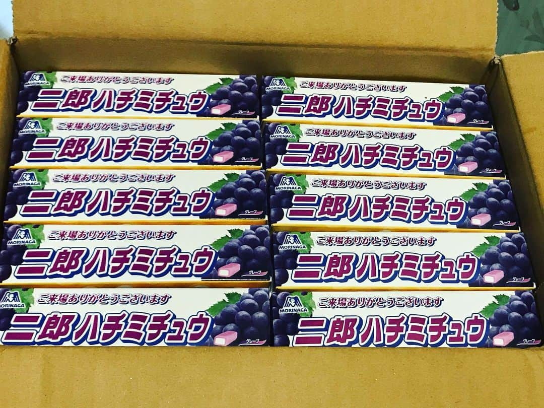 ハチミツ二郎さんのインスタグラム写真 - (ハチミツ二郎Instagram)「新しいブツが届いた。  #森永製菓 #おかしプリント」10月27日 17時31分 - jirohachimitsu