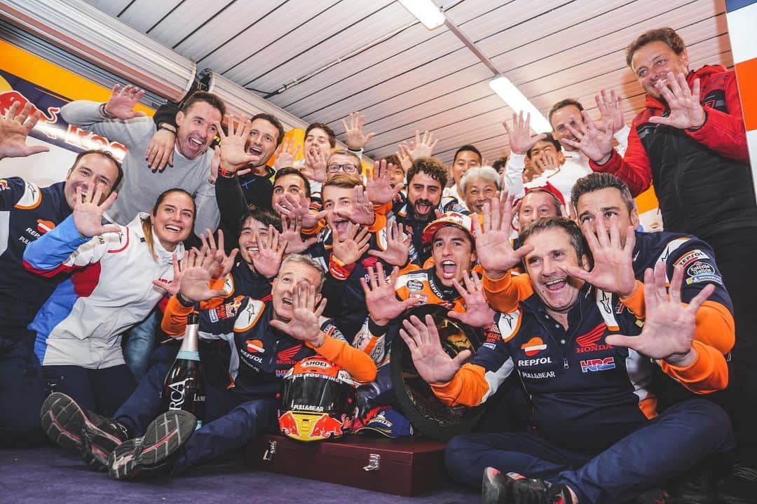 レプソル・ホンダのインスタグラム：「HOW MANY WINS? 5️⃣5️⃣! @marcmarquez93 becomes the most successful @hondaracingcorporation of all time!」
