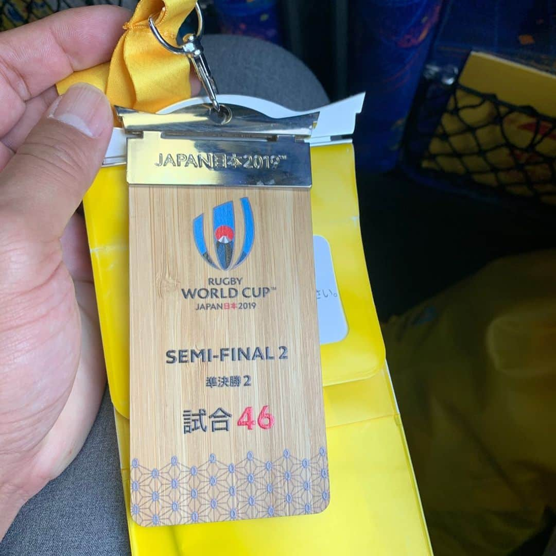 大西将太郎さんのインスタグラム写真 - (大西将太郎Instagram)「Rugby World Cup 2019 Semi Final Match 46 🇿🇦vs🏴󠁧󠁢󠁷󠁬󠁳󠁿 This is World Cup!! スコットヘイスティグスとニックマレット。  #dhl #dhlrugby #rugbyworldcup  #ChildFund  #passitback #ritmolatino  #haruyama #stovel&mason #vitalebarberiscanonico  #zenstyle #canterbury #GOLDWIN」10月27日 23時27分 - shotaro12