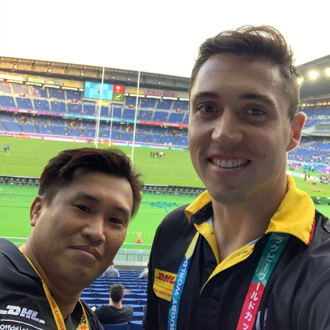 大西将太郎さんのインスタグラム写真 - (大西将太郎Instagram)「Rugby World Cup 2019 Semi Final Match 46 🇿🇦vs🏴󠁧󠁢󠁷󠁬󠁳󠁿 This is World Cup!! スコットヘイスティグスとニックマレット。  #dhl #dhlrugby #rugbyworldcup  #ChildFund  #passitback #ritmolatino  #haruyama #stovel&mason #vitalebarberiscanonico  #zenstyle #canterbury #GOLDWIN」10月27日 23時27分 - shotaro12