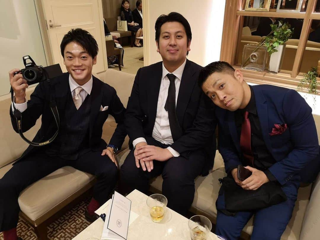 ノリさんのインスタグラム写真 - (ノリInstagram)「先日ひょっこりはんの結婚式に参加させて頂きました。 最高の結婚式でした。まだ余韻に浸っております。  #よしもと #芸人 #結婚式 #ひょっこりはん #バビロン #バビロン千葉 横で泣いてた。」10月27日 18時07分 - nori_0623