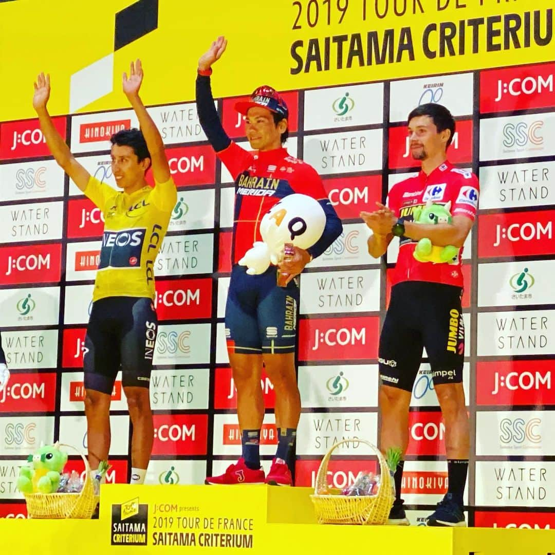 Saschaさんのインスタグラム写真 - (SaschaInstagram)「#さいたまクリテリウム #tourdefrance 2019は見事 #新城幸也 選手が日本人初優勝！！嬉しい！マイヨジョーヌとマイヨロホを両隣に従えての表彰台！今年も最高の大会！豪華選手たちが夢の共演で嬉しい！日本のファンは幸せです…そして日本のサイクルファンは最高です！ #jspocycle #saitamacriterium #tdf2019」10月27日 18時37分 - sascha348