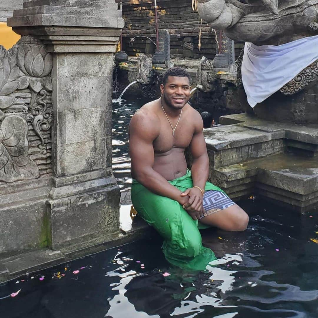 ヤシエル・プイグさんのインスタグラム写真 - (ヤシエル・プイグInstagram)「Visiting Pura Tirta Empul Temple」10月27日 18時40分 - yasielpuig