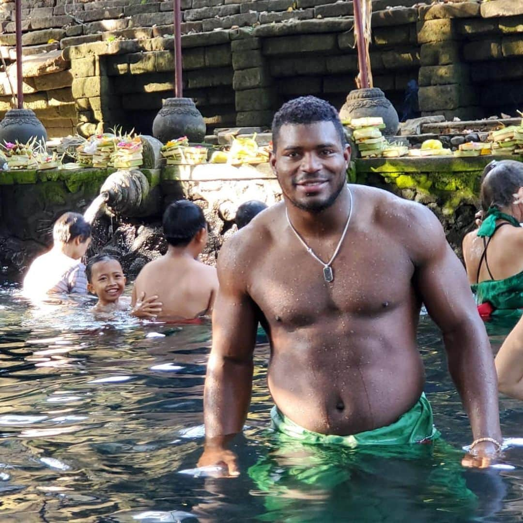 ヤシエル・プイグさんのインスタグラム写真 - (ヤシエル・プイグInstagram)「Visiting Pura Tirta Empul Temple」10月27日 18時40分 - yasielpuig