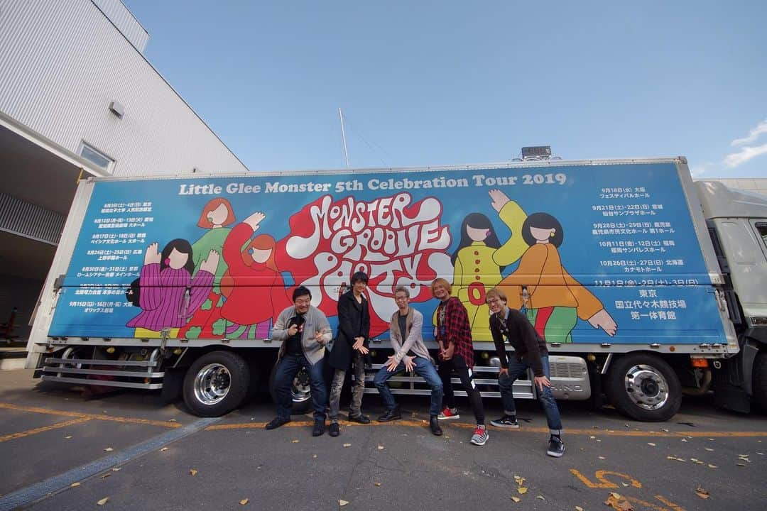 坂東慧さんのインスタグラム写真 - (坂東慧Instagram)「Little Glee Monster 5th Celebration Tour 2019 ~MONSTER GROOVE PARTY~ 札幌カナモトホール2日目！ホールツアーファイナルでした！最高に楽しかった！ツアーに参加できて幸せ！ありがとうございました！  #littlegleemonster #mostergrooveparty #リトグリ #リトグリパーティー」10月27日 19時01分 - bandohsatoshi